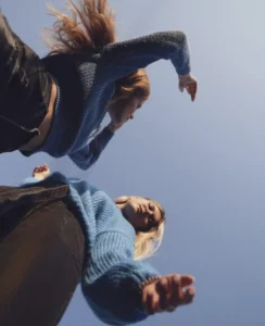 farrinni WvxT2ojbfPw unsplash 834x1024 1