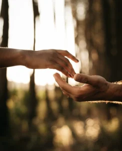 gustavo lanes hkRA4mfoxEQ unsplash 834x1024 1