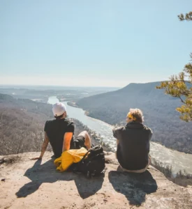 hannah olinger 8eSrC43qdro unsplash 1